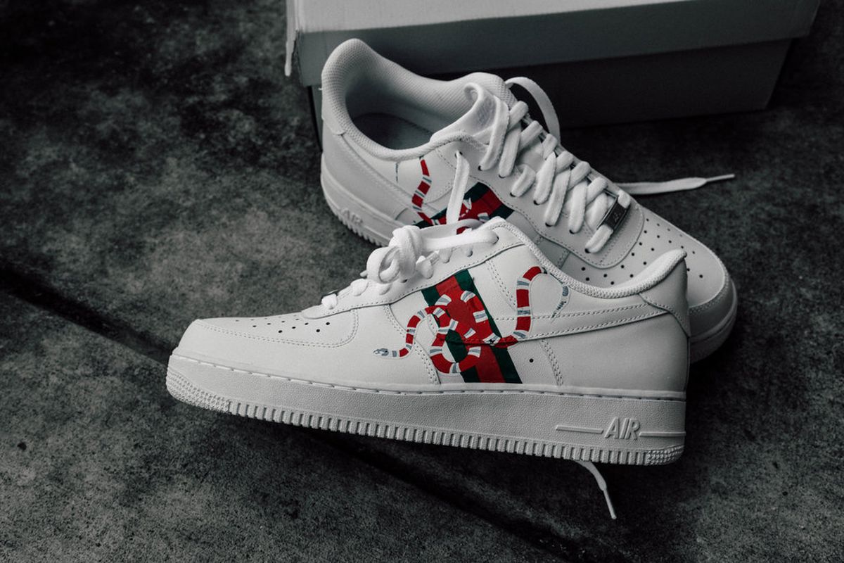 gucci snake air force 1