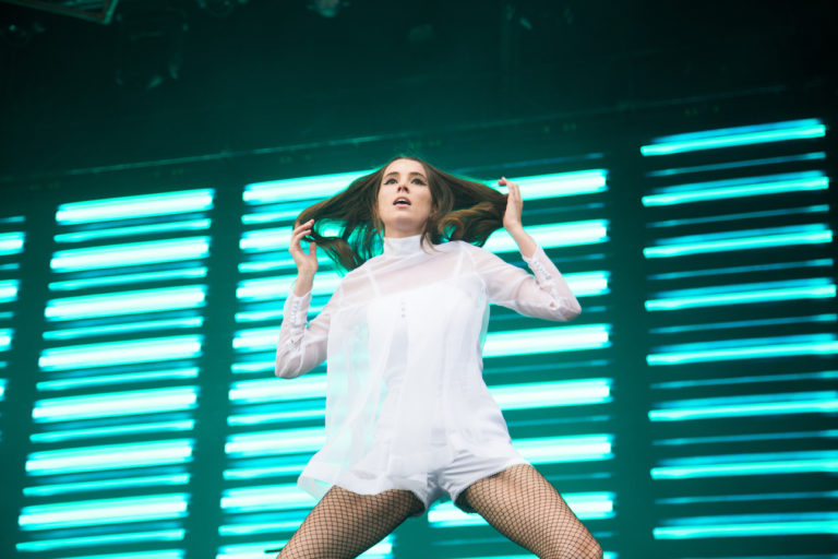 The Cut | REDDS | Falls Festival | Confidence Man 3